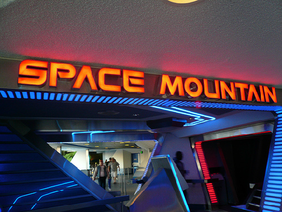 Space Mountain With Sound Effects! - Disneyland - Disneyland Resort